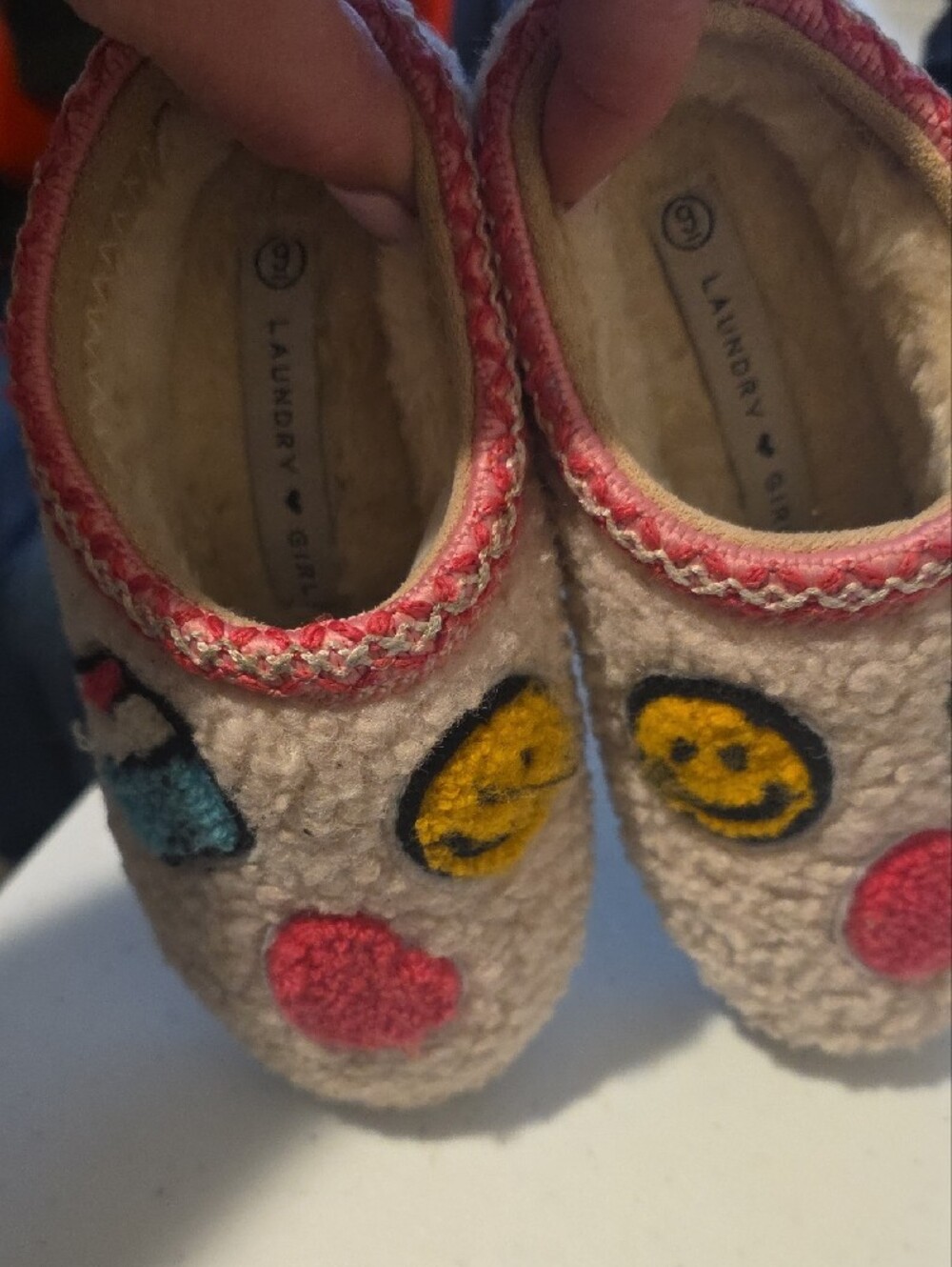 Laundry by Design Pink Cream Kids Slippers with Hearts, Cupcakes & Smileys - Picture 3 of 5